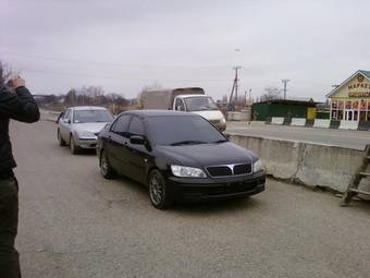 2002 Mitsubishi Lancer Pictures