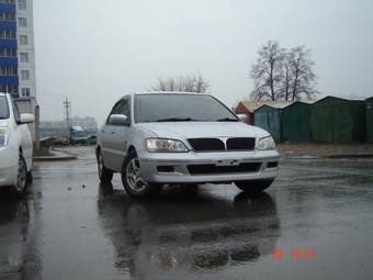 2002 Mitsubishi Lancer Images