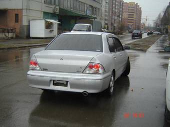 2002 Mitsubishi Lancer Pics