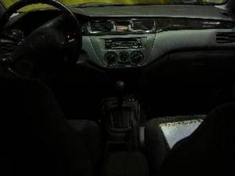 2002 Mitsubishi Lancer Photos