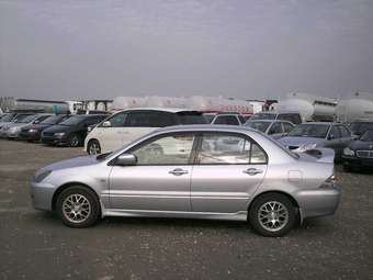 Mitsubishi Lancer