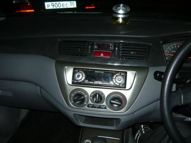 2003 Mitsubishi Lancer