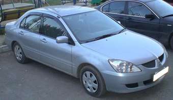 2003 Mitsubishi Lancer Photos