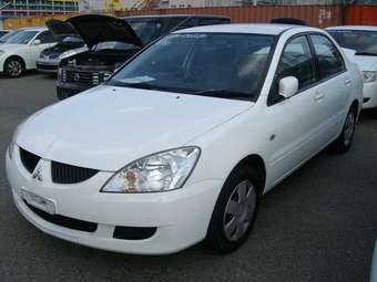 2003 Mitsubishi Lancer Images