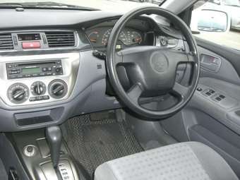 2003 Mitsubishi Lancer Photos