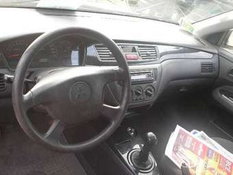 2003 Mitsubishi Lancer Pictures
