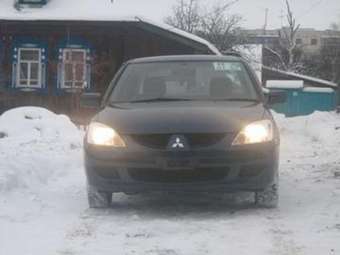 2003 Mitsubishi Lancer Photos