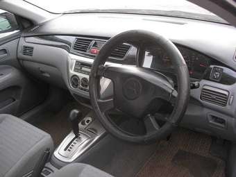 2003 Mitsubishi Lancer Photos