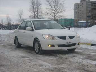 2003 Mitsubishi Lancer Photos