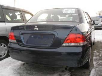 2003 Mitsubishi Lancer Photos