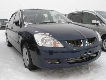 2003 Mitsubishi Lancer Photos