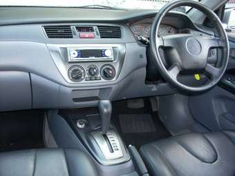 2003 Mitsubishi Lancer Photos