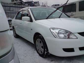2003 Mitsubishi Lancer Photos