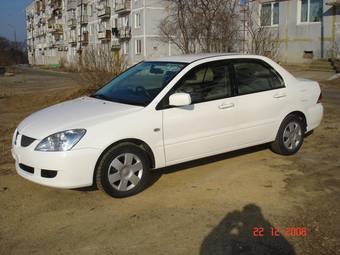 2003 Mitsubishi Lancer Pictures