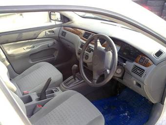 2003 Mitsubishi Lancer Photos