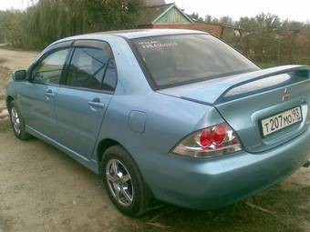 2003 Mitsubishi Lancer Photos