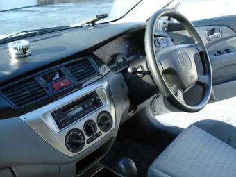 2003 Mitsubishi Lancer Images