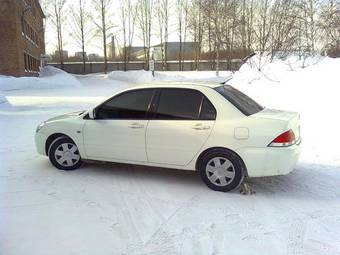 2003 Mitsubishi Lancer Pictures