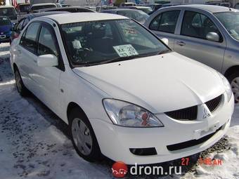 2003 Mitsubishi Lancer Photos