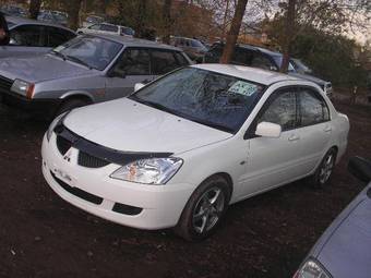 2003 Mitsubishi Lancer Photos