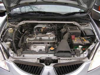 2003 Mitsubishi Lancer Photos