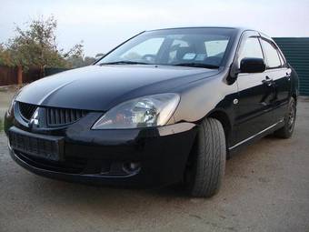 2003 Mitsubishi Lancer Photos