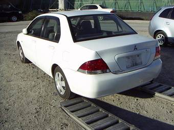 2003 Mitsubishi Lancer Pictures