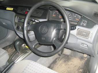 2003 Mitsubishi Lancer Photos