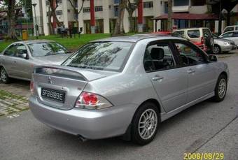 2003 Mitsubishi Lancer Pictures