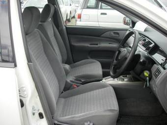 2003 Mitsubishi Lancer Images