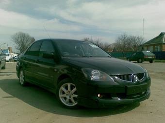 2003 Mitsubishi Lancer Photos