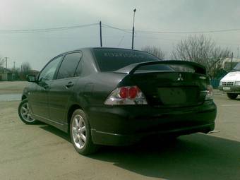 2003 Mitsubishi Lancer Photos