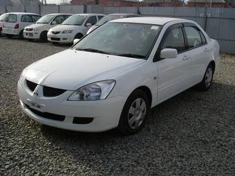 2003 Mitsubishi Lancer Photos