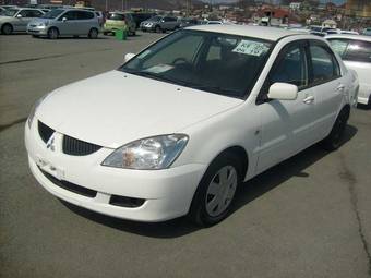 2003 Mitsubishi Lancer Photos