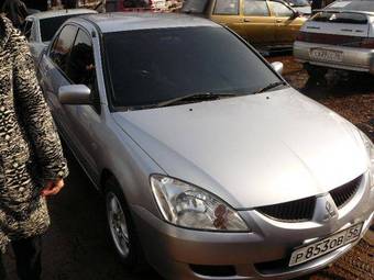 2003 Mitsubishi Lancer Photos