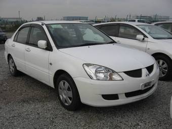 2003 Mitsubishi Lancer Photos