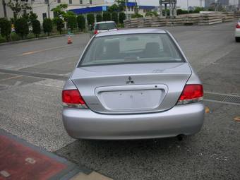 2003 Mitsubishi Lancer Photos