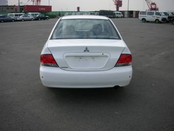 2003 Mitsubishi Lancer Photos