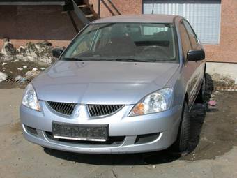 2003 Mitsubishi Lancer Photos