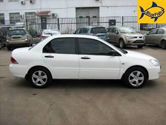 2003 Mitsubishi Lancer Photos