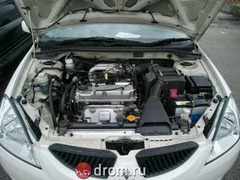 2003 Mitsubishi Lancer Photos