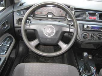 2003 Mitsubishi Lancer Pictures