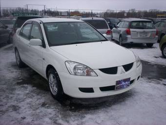 2003 Mitsubishi Lancer Photos