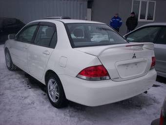 2003 Mitsubishi Lancer Photos