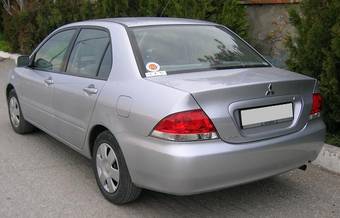 2003 Mitsubishi Lancer Photos