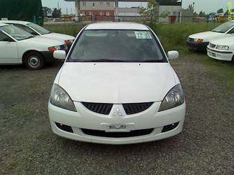 2003 Mitsubishi Lancer Photos