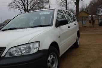 2003 Mitsubishi Lancer Photos
