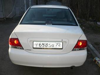 2003 Mitsubishi Lancer Photos