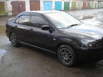 2003 Mitsubishi Lancer Pictures