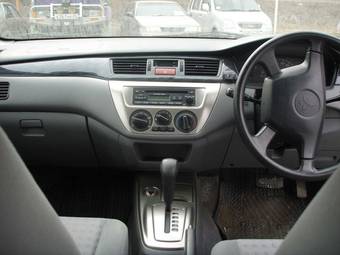 2003 Mitsubishi Lancer Pictures